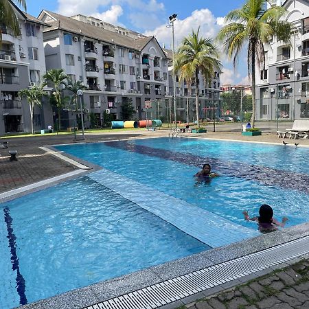 Subang Ville Ehsan Apartment Kampong Baharu Sungai Way Dış mekan fotoğraf